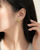 Necklace thumbnail 1